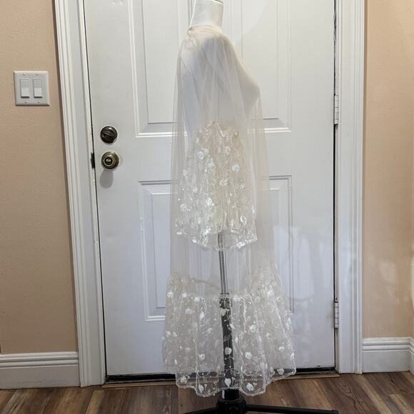 Negligee Sheer Embroidered Tulle Bridal Robe Diaphanous sparkle embroidered OS - Picture 3 of 7